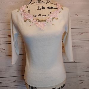 INSIGHT Scalloped Floral Top